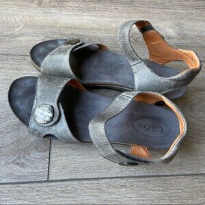 Taos Carousel 2 Graphite Wedge Leather Sandal